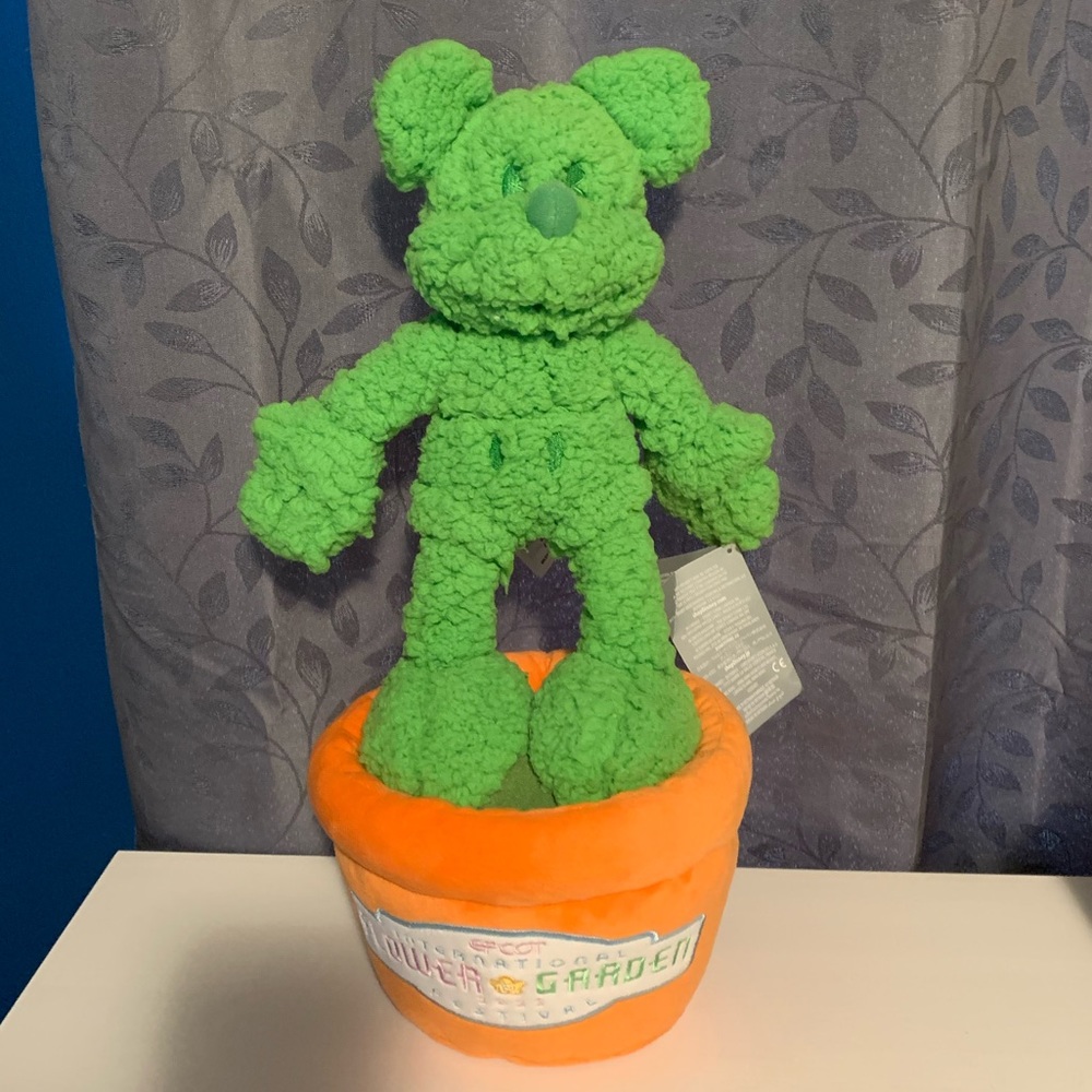 Disney - Mickey Mouse Topiary Plush